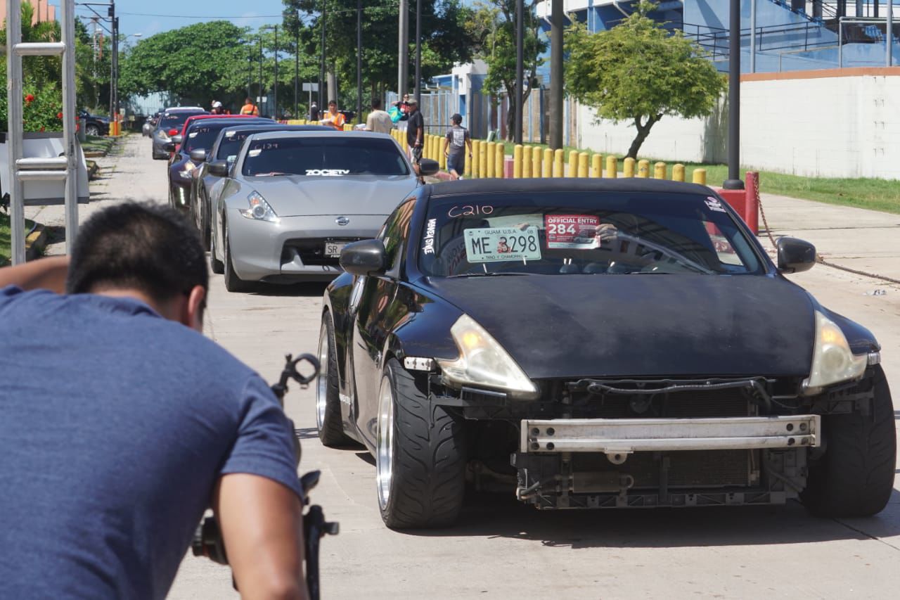 Motorcade attempts to break world record